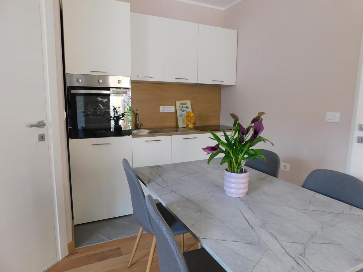 Hisa Limoni Apartment Копер Екстериор снимка
